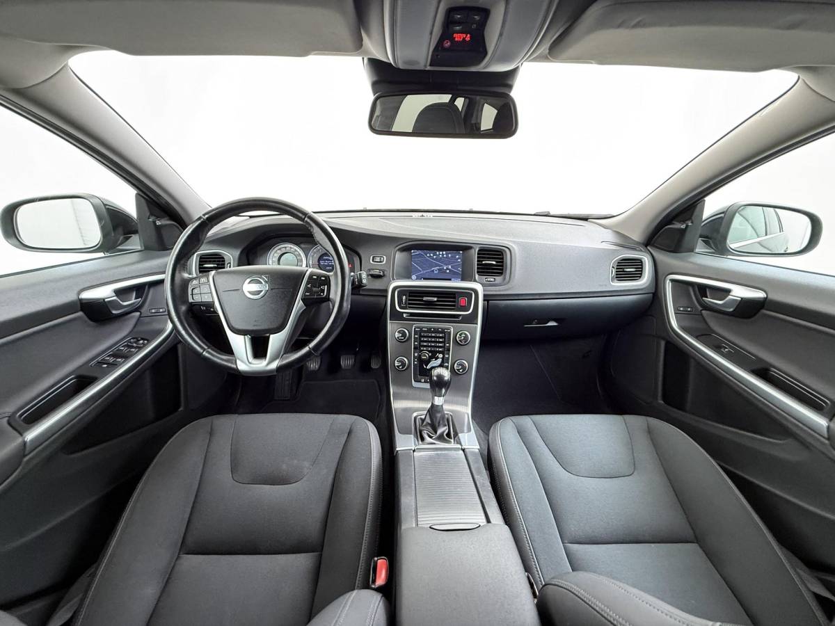 Volvo V60 Volvo V60 1.6 T4 Summum