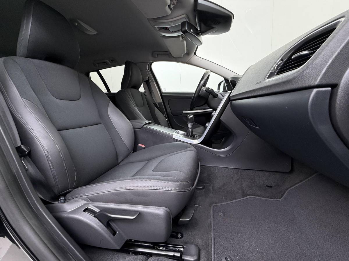 Volvo V60 Volvo V60 1.6 T4 Summum