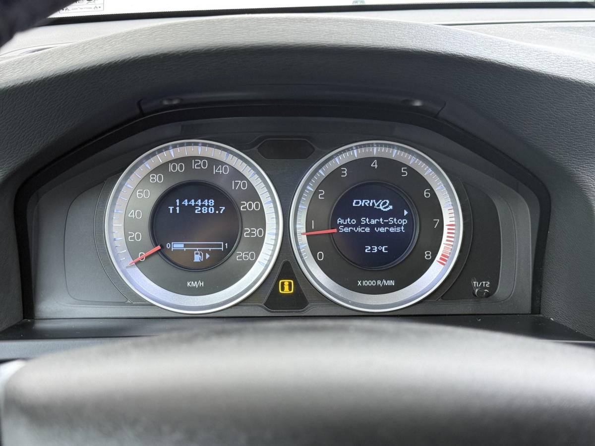 Volvo V60 Volvo V60 1.6 T4 Summum