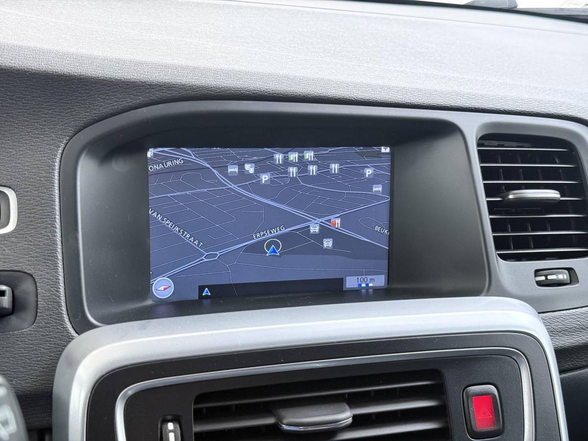Volvo V60 Volvo V60 1.6 T4 Summum