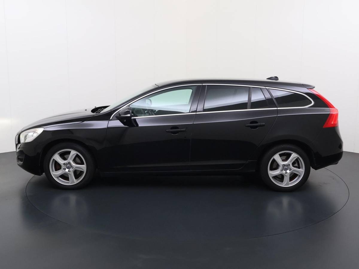 Volvo V60 Volvo V60 1.6 T4 Summum