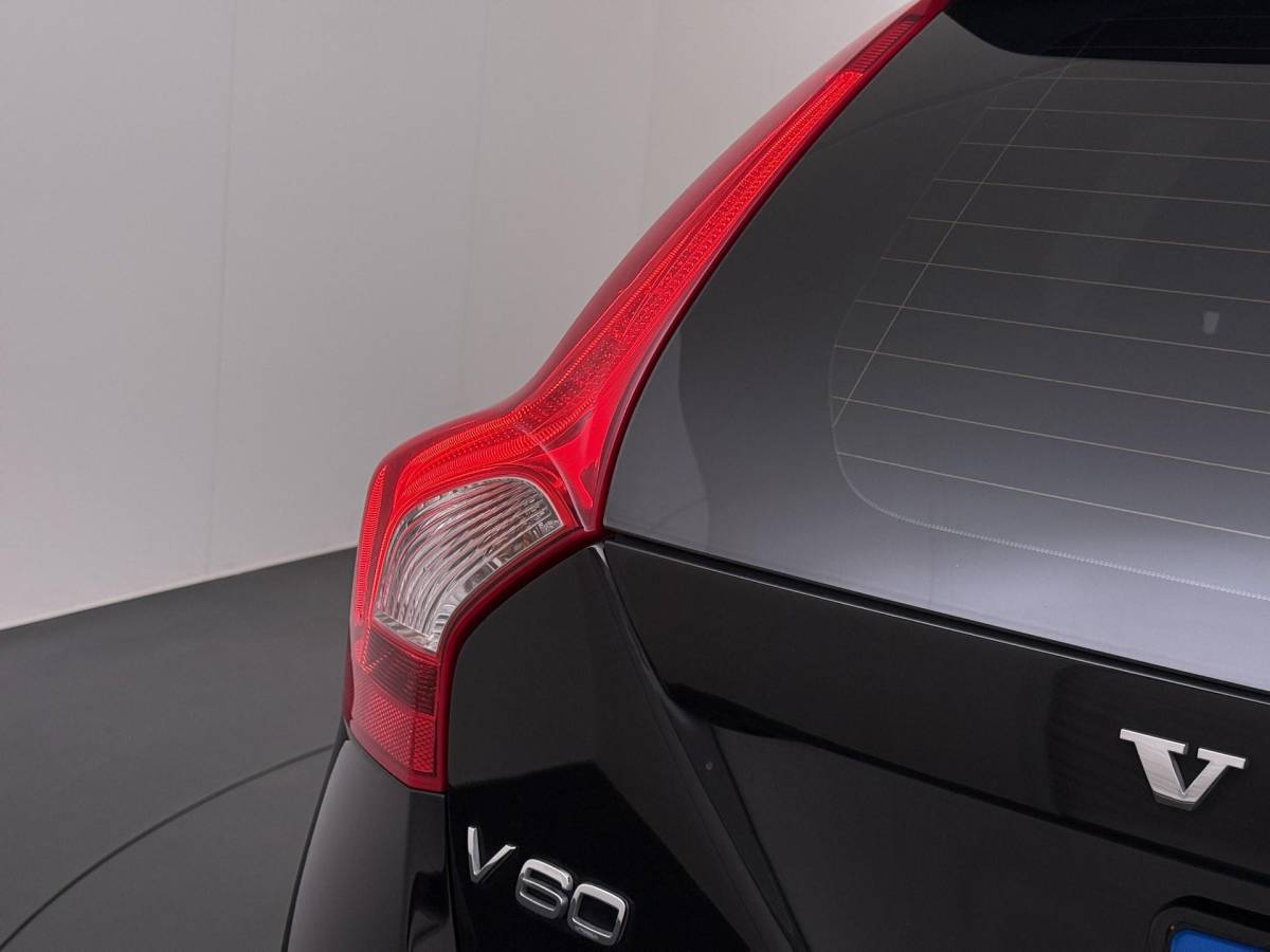 Volvo V60 Volvo V60 1.6 T4 Summum
