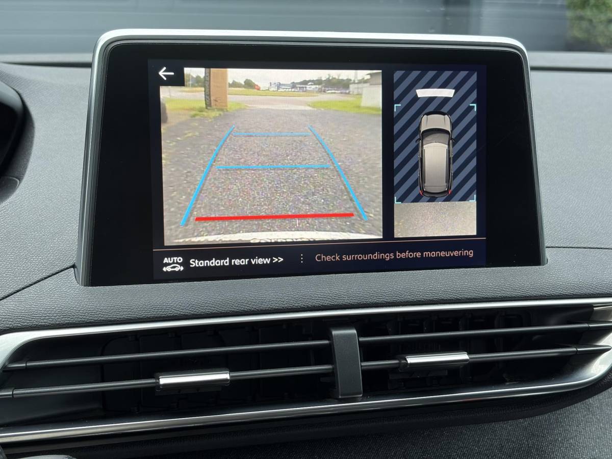 Peugeot 3008 Peugeot 3008 1.2 PureTech GT Line ✓D-riem vv in 2026✓1e Eigenaar✓360 ° Camera✓Pano✓Massage stoel✓Draadloze telefoonlader✓Carplay✓Stoelvw✓Keyless✓Leder✓Navi✓Pdc V+A✓6 Bak✓Dealer Onderhouden✓Rijstrooksensor✓Dodehoeksensor✓19” Lmv✓N.A.P✓Apk tot 09-2027