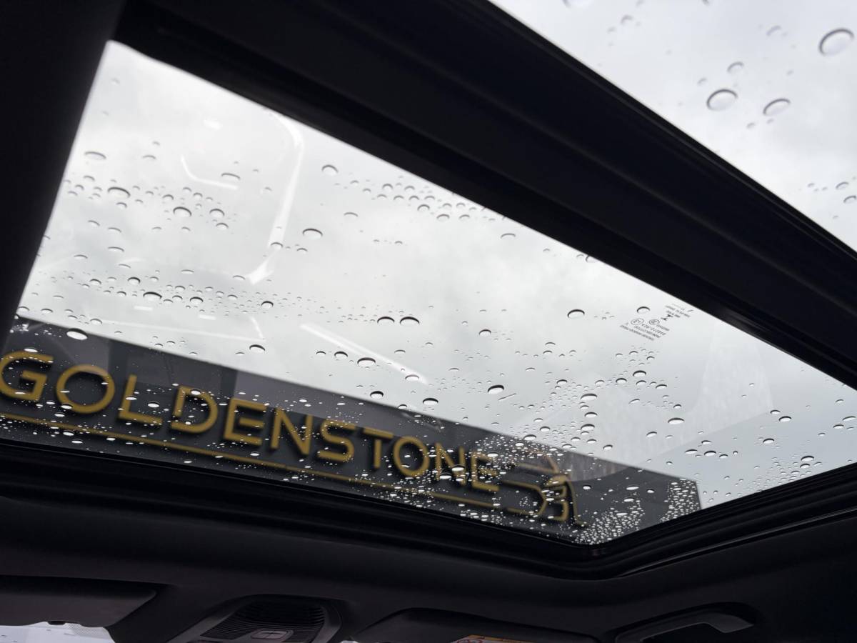Peugeot 3008 Peugeot 3008 1.2 PureTech GT Line ✓D-riem vv in 2026✓1e Eigenaar✓360 ° Camera✓Pano✓Massage stoel✓Draadloze telefoonlader✓Carplay✓Stoelvw✓Keyless✓Leder✓Navi✓Pdc V+A✓6 Bak✓Dealer Onderhouden✓Rijstrooksensor✓Dodehoeksensor✓19” Lmv✓N.A.P✓Apk tot 09-2027