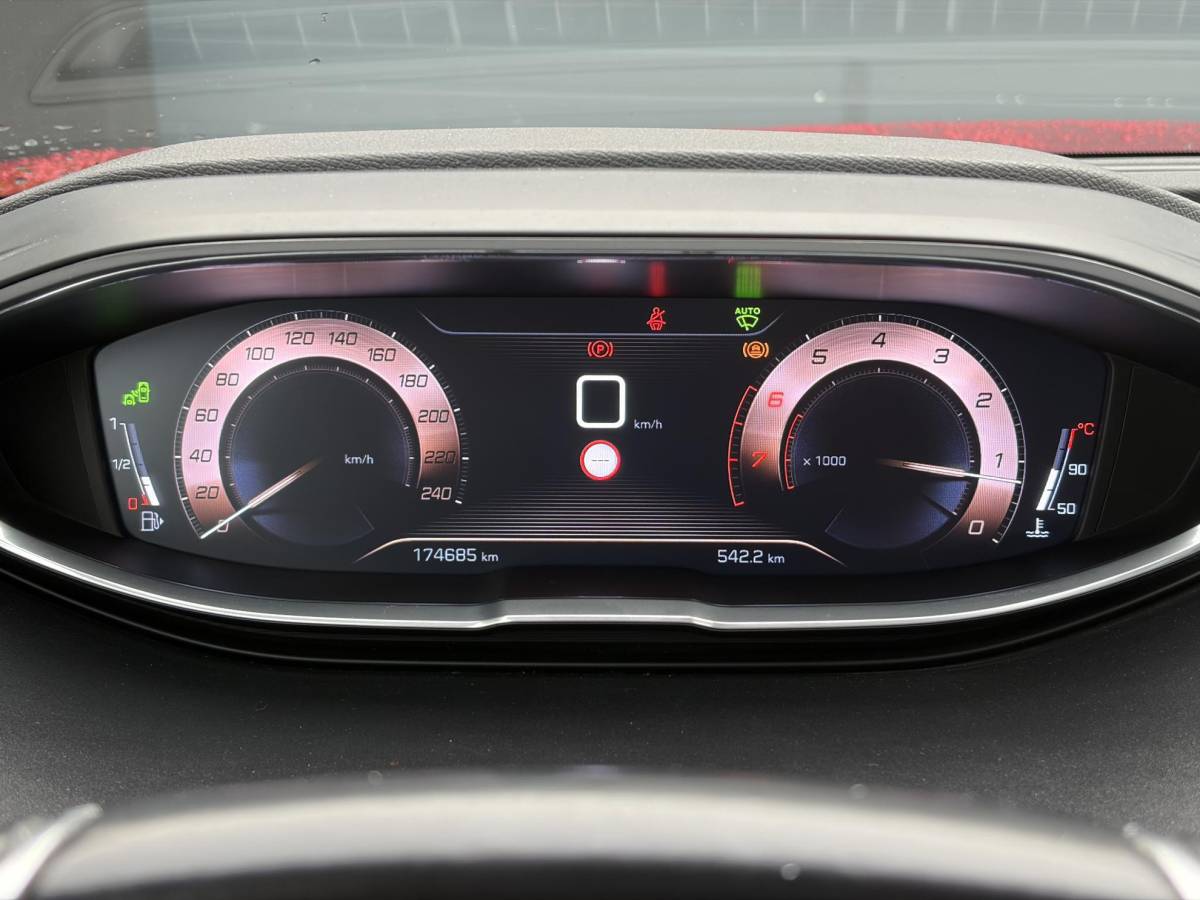 Peugeot 3008 Peugeot 3008 1.2 PureTech GT Line ✓D-riem vv in 2026✓1e Eigenaar✓360 ° Camera✓Pano✓Massage stoel✓Draadloze telefoonlader✓Carplay✓Stoelvw✓Keyless✓Leder✓Navi✓Pdc V+A✓6 Bak✓Dealer Onderhouden✓Rijstrooksensor✓Dodehoeksensor✓19” Lmv✓N.A.P✓Apk tot 09-2027