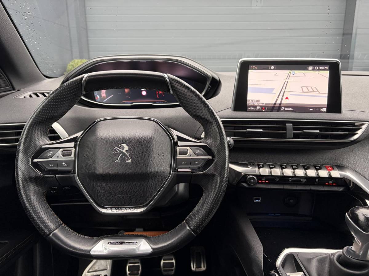 Peugeot 3008 Peugeot 3008 1.2 PureTech GT Line ✓D-riem vv in 2026✓1e Eigenaar✓360 ° Camera✓Pano✓Massage stoel✓Draadloze telefoonlader✓Carplay✓Stoelvw✓Keyless✓Leder✓Navi✓Pdc V+A✓6 Bak✓Dealer Onderhouden✓Rijstrooksensor✓Dodehoeksensor✓19” Lmv✓N.A.P✓Apk tot 09-2027