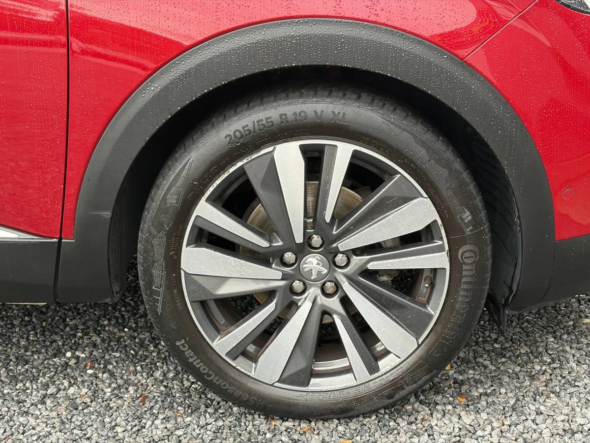 Peugeot 3008 Peugeot 3008 1.2 PureTech GT Line ✓D-riem vv in 2026✓1e Eigenaar✓360 ° Camera✓Pano✓Massage stoel✓Draadloze telefoonlader✓Carplay✓Stoelvw✓Keyless✓Leder✓Navi✓Pdc V+A✓6 Bak✓Dealer Onderhouden✓Rijstrooksensor✓Dodehoeksensor✓19” Lmv✓N.A.P✓Apk tot 09-2027