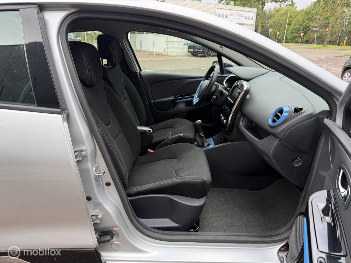 Renault Clio Renault Clio 0.9 TCe ECO Night&Day + R-Link pakket