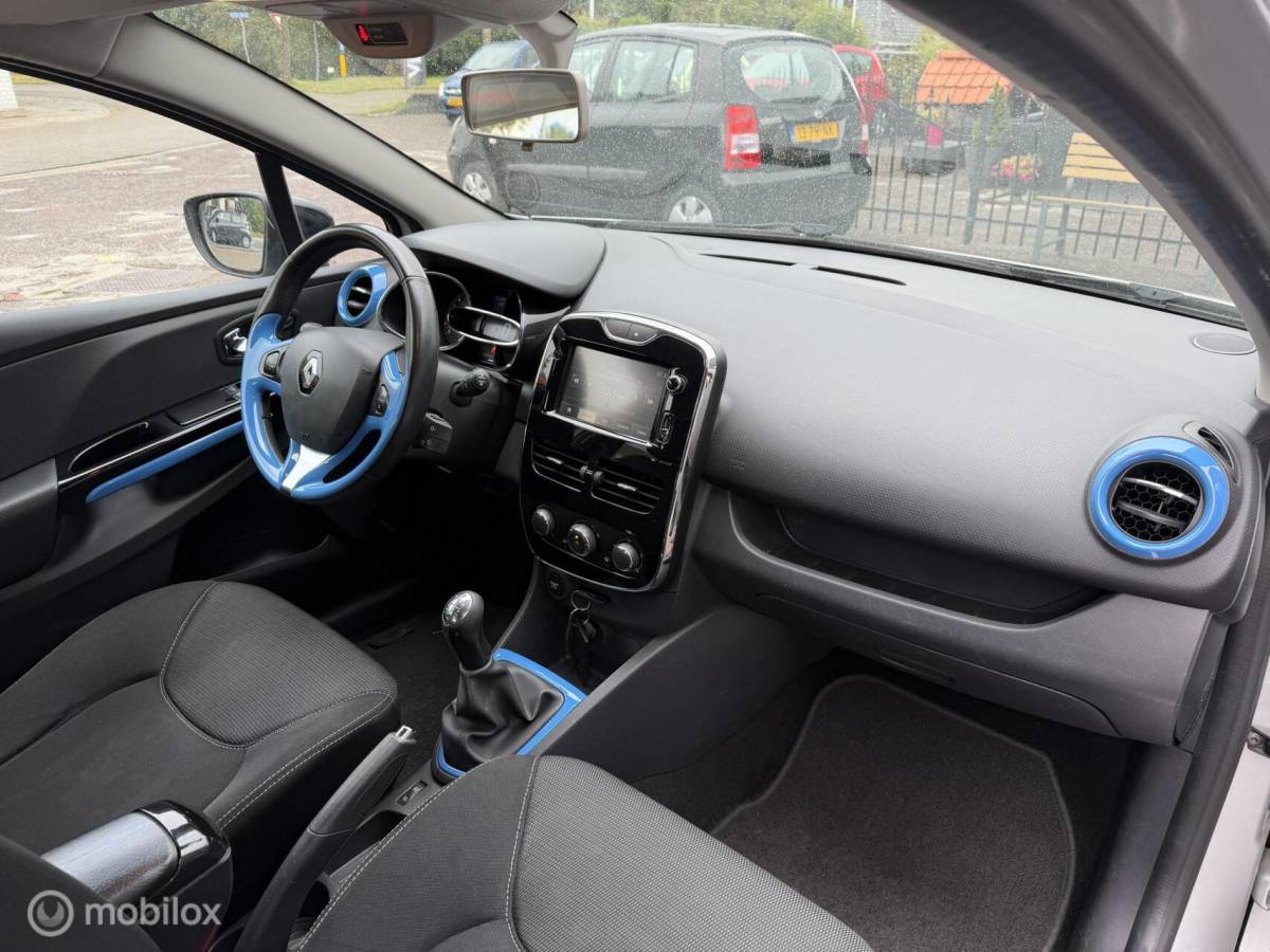 Renault Clio Renault Clio 0.9 TCe ECO Night&Day + R-Link pakket