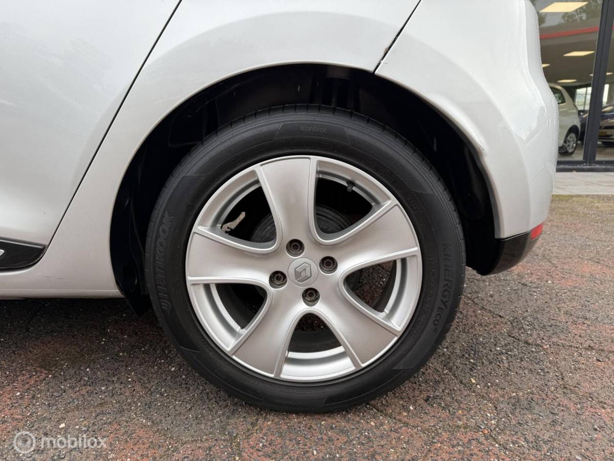 Renault Clio Renault Clio 0.9 TCe ECO Night&Day + R-Link pakket