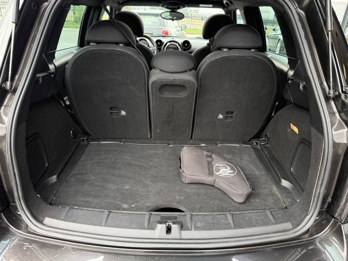 MINI Countryman MINI Countryman 1.6 Cooper D Chili ✅ Panoramadak ✅ Stoelverw. ✅ Xenon ✅ Cruise ✅
