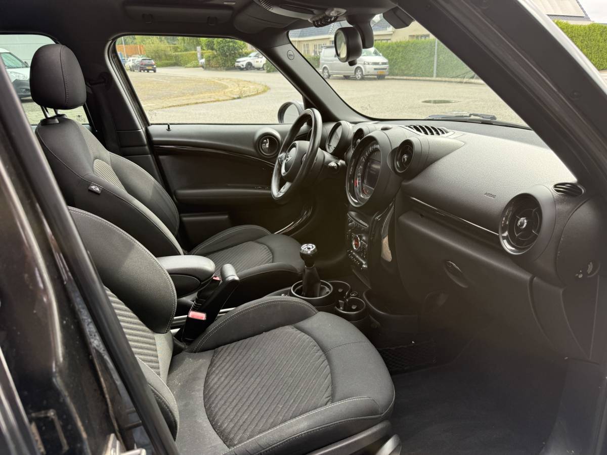 MINI Countryman MINI Countryman 1.6 Cooper D Chili ✅ Panoramadak ✅ Stoelverw. ✅ Xenon ✅ Cruise ✅