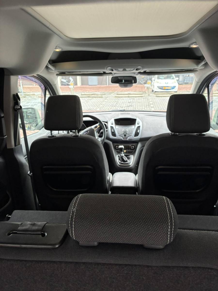 Ford Tourneo Connect Ford Tourneo Connect Compact 1.0 Titanium 100pk | Navigatie | Panoramadak