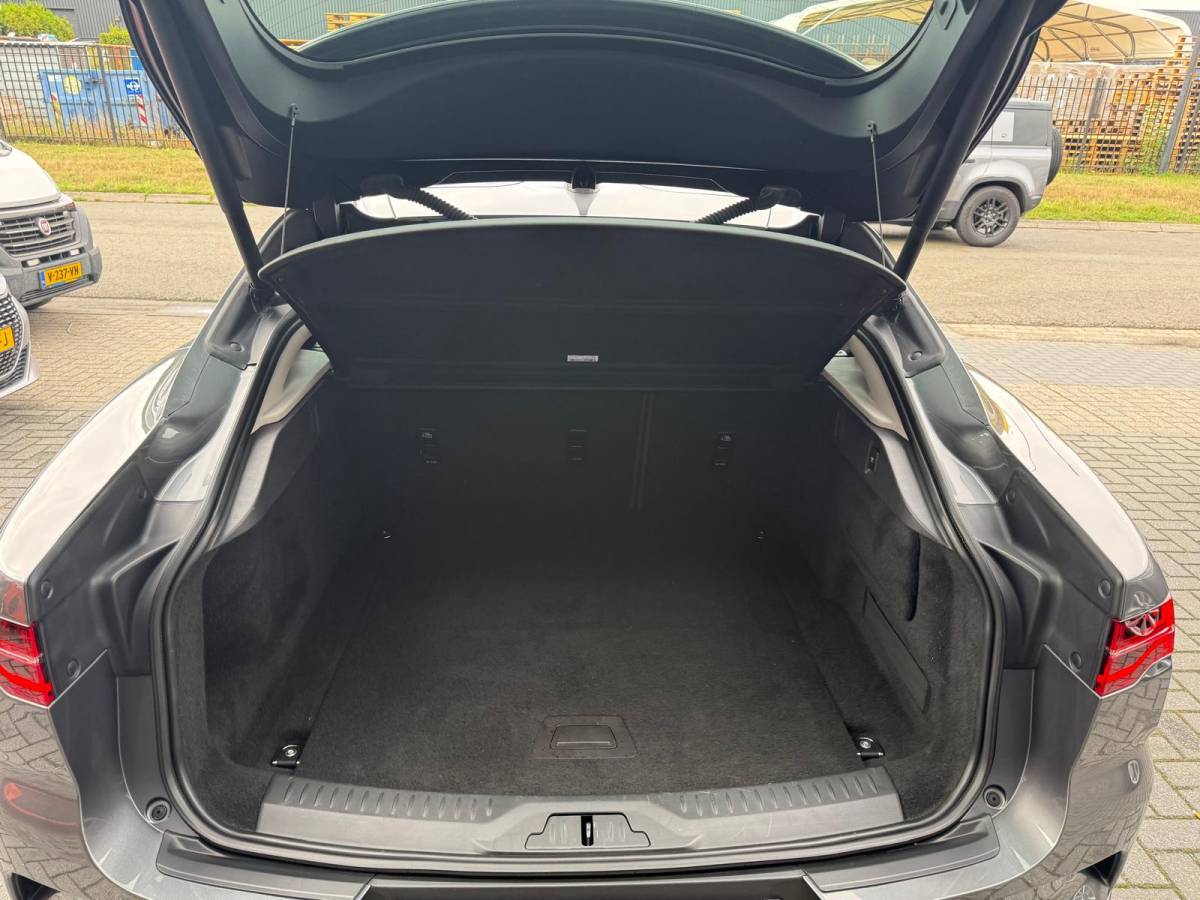 Jaguar I-PACE Jaguar I-PACE EV400 Business Edition S 90 kWh | 1E EIGENAAR | 3/6/12 MND GARANTIE | SOH 92% | DAB | CARPLAY | LED | PANO| CRUISE | STOELVERW. |