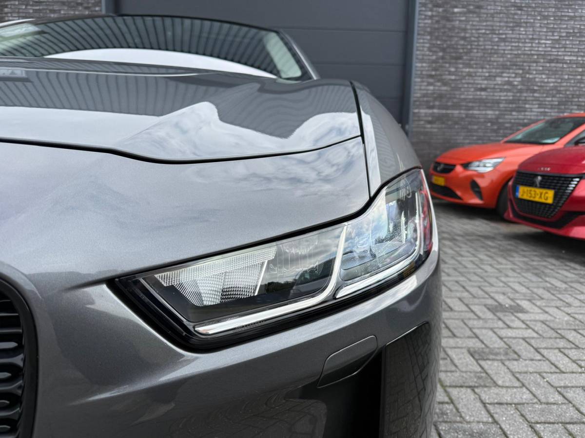 Jaguar I-PACE Jaguar I-PACE EV400 Business Edition S 90 kWh | 1E EIGENAAR | 3/6/12 MND GARANTIE | SOH 92% | DAB | CARPLAY | LED | PANO| CRUISE | STOELVERW. |