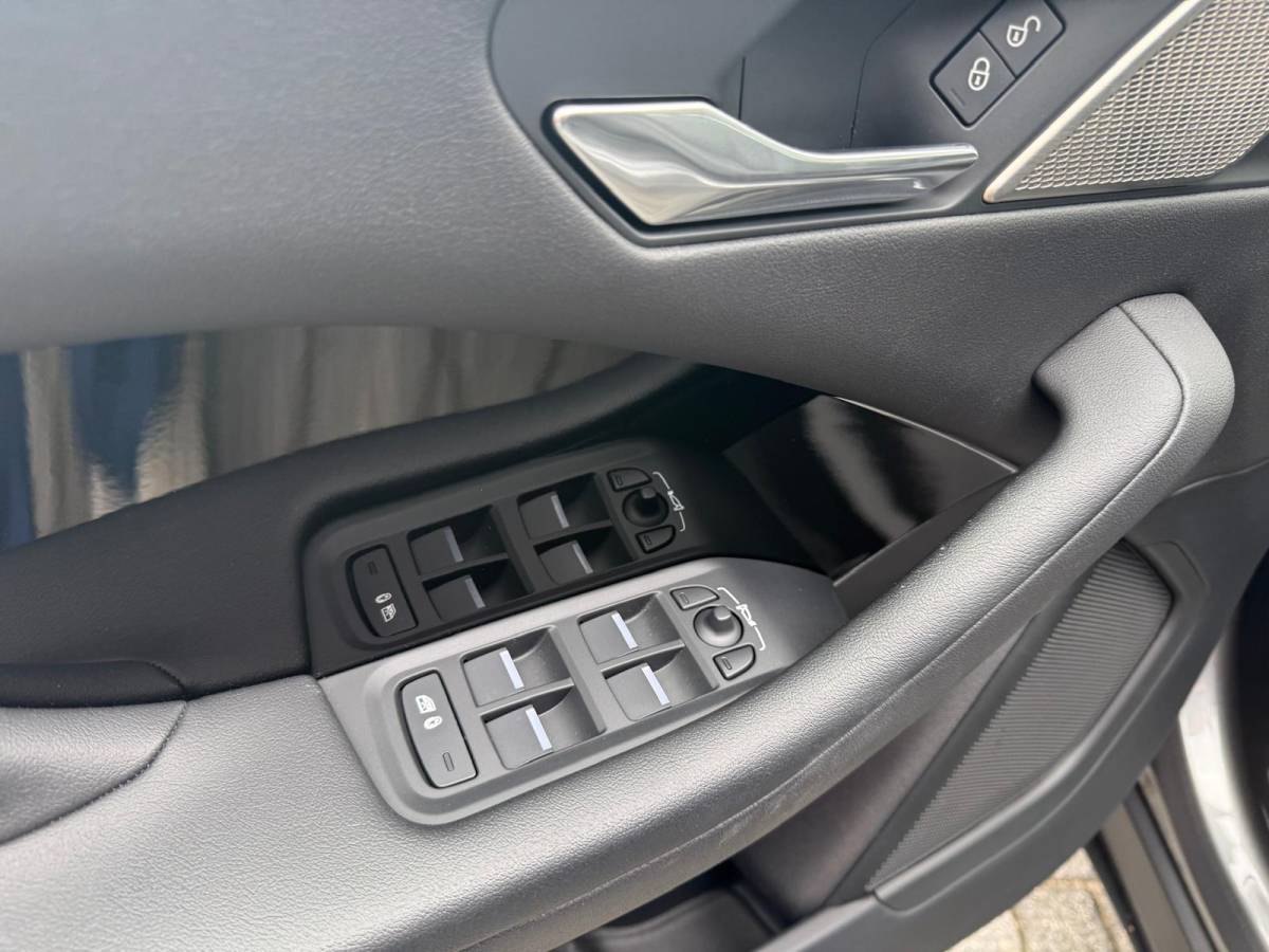 Jaguar I-PACE Jaguar I-PACE EV400 Business Edition S 90 kWh | 1E EIGENAAR | 3/6/12 MND GARANTIE | SOH 92% | DAB | CARPLAY | LED | PANO| CRUISE | STOELVERW. |