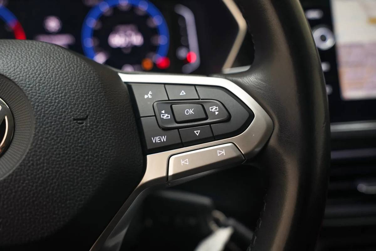 Volkswagen T-Cross Volkswagen T-Cross 1.0 TSI Style [ Navi Apple/Android Clima Adapt. cruise ]