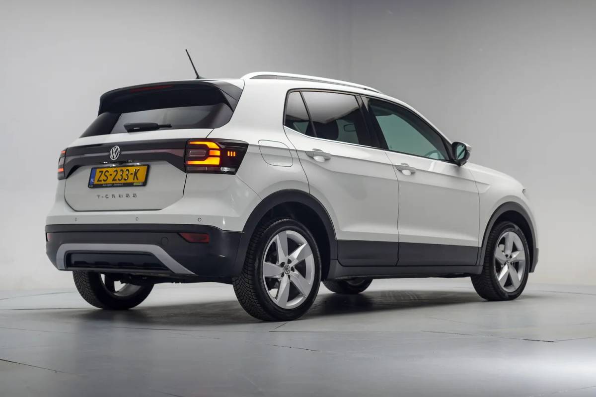 Volkswagen T-Cross Volkswagen T-Cross 1.0 TSI Style [ Navi Apple/Android Clima Adapt. cruise ]