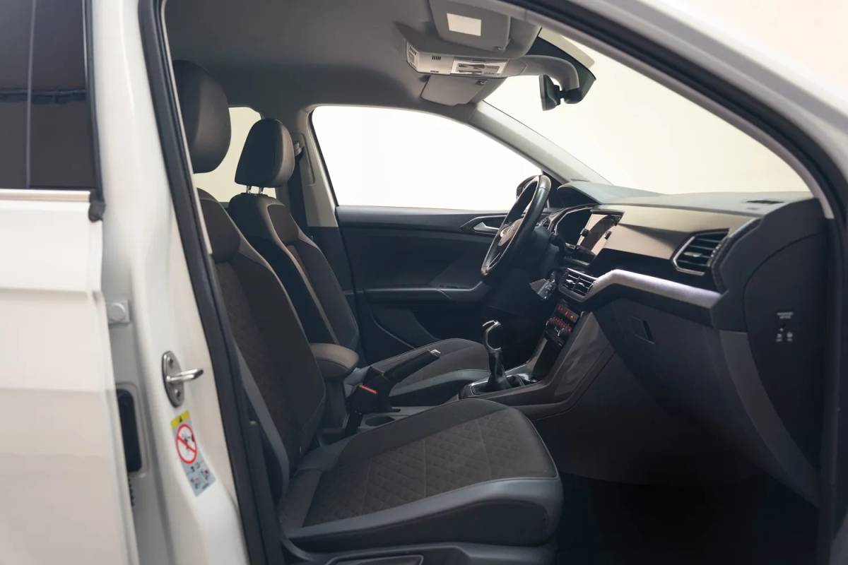 Volkswagen T-Cross Volkswagen T-Cross 1.0 TSI Style [ Navi Apple/Android Clima Adapt. cruise ]