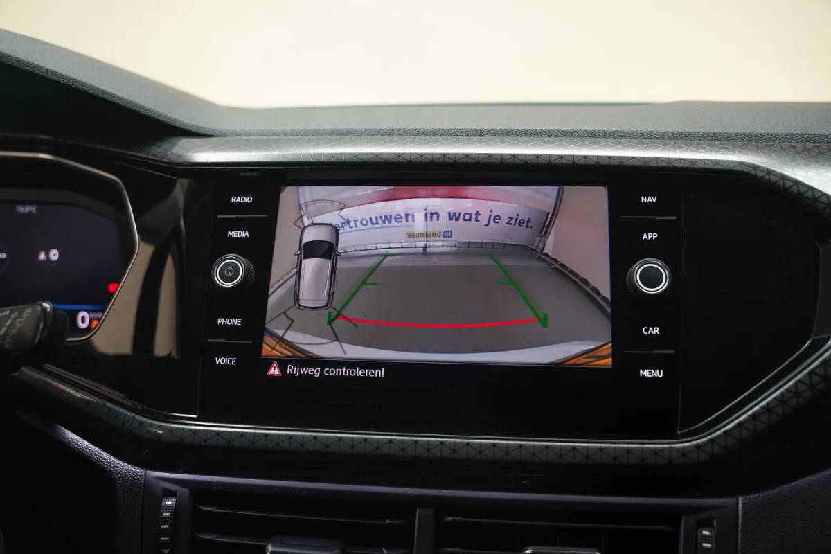 Volkswagen T-Cross Volkswagen T-Cross 1.0 TSI Style [ Navi Apple/Android Clima Adapt. cruise ]
