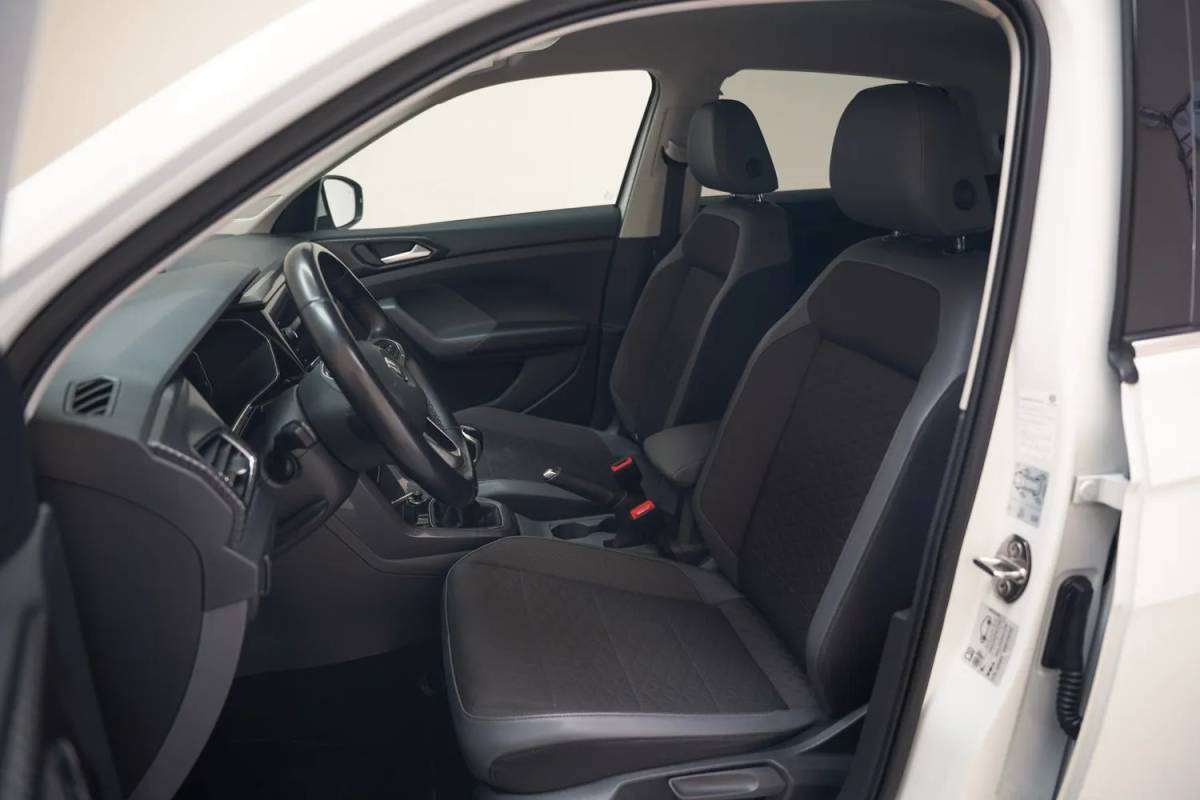 Volkswagen T-Cross Volkswagen T-Cross 1.0 TSI Style [ Navi Apple/Android Clima Adapt. cruise ]