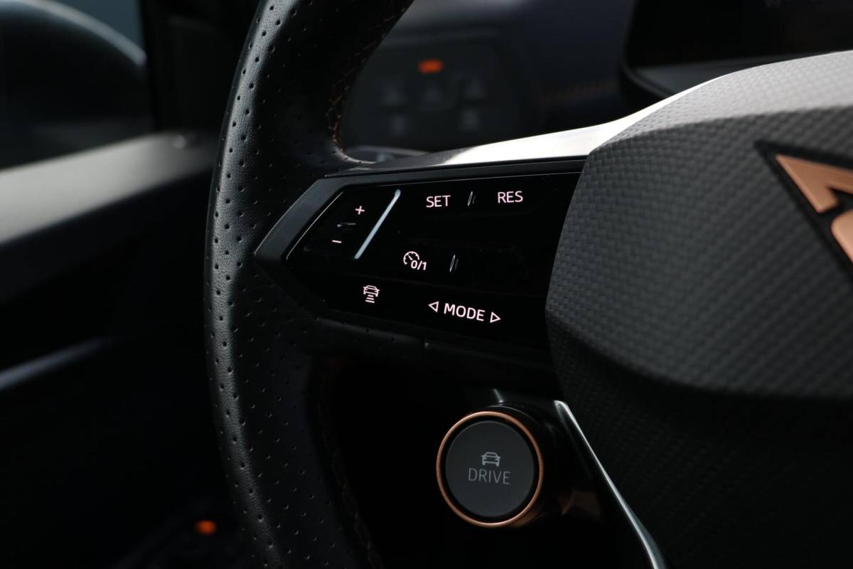 CUPRA Born CUPRA Born Adrenaline|82 kWh| AdaptiveCruise Trekhaak PrivacyGlass AppleCarplay ParkAssist LaneAssist Premium-Uitrusting 72000KM BJ2023