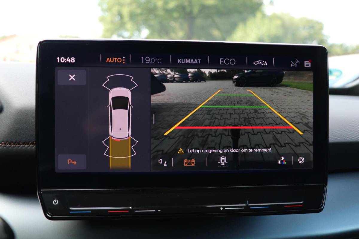 CUPRA Born CUPRA Born Adrenaline|82 kWh| AdaptiveCruise Trekhaak PrivacyGlass AppleCarplay ParkAssist LaneAssist Premium-Uitrusting 72000KM BJ2023