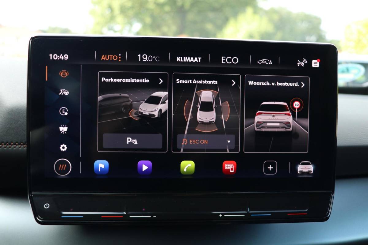 CUPRA Born CUPRA Born Adrenaline|82 kWh| AdaptiveCruise Trekhaak PrivacyGlass AppleCarplay ParkAssist LaneAssist Premium-Uitrusting 72000KM BJ2023