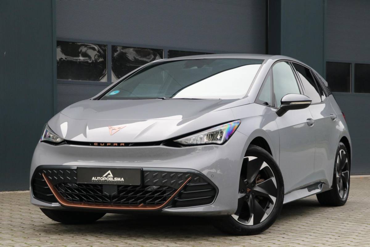 CUPRA Born CUPRA Born Adrenaline|82 kWh| AdaptiveCruise Trekhaak PrivacyGlass AppleCarplay ParkAssist LaneAssist Premium-Uitrusting 72000KM BJ2023