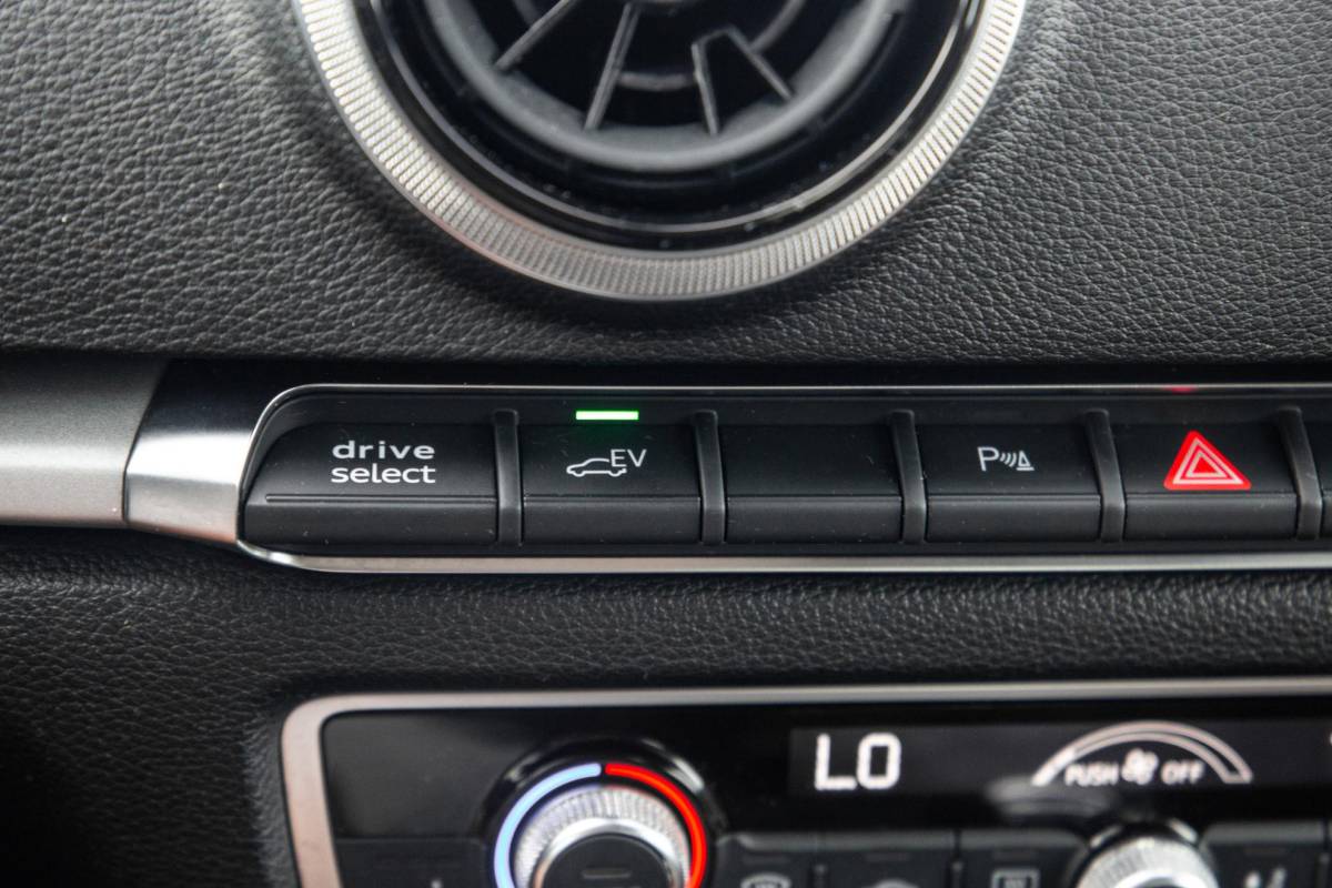 Audi A3 Audi A3 Sportback 40 TFSI e Edition AIRCO / CRUISE CONTROLE / BRUIN LEER / AUTOMAAT / PHEV