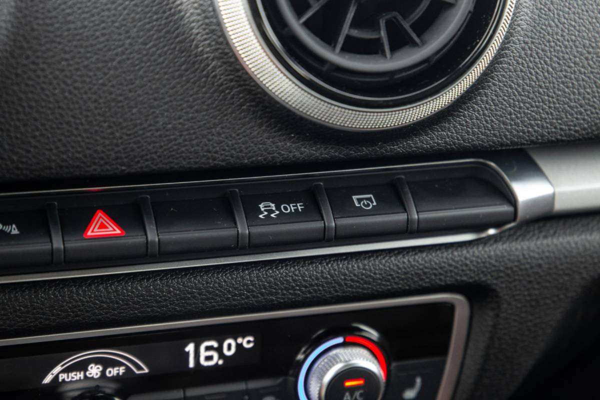Audi A3 Audi A3 Sportback 40 TFSI e Edition AIRCO / CRUISE CONTROLE / BRUIN LEER / AUTOMAAT / PHEV
