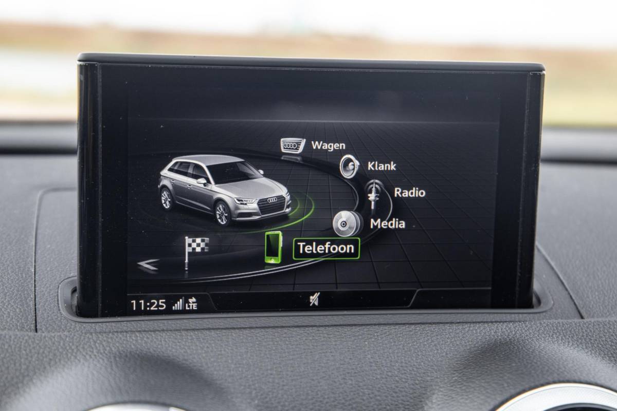 Audi A3 Audi A3 Sportback 40 TFSI e Edition AIRCO / CRUISE CONTROLE / BRUIN LEER / AUTOMAAT / PHEV