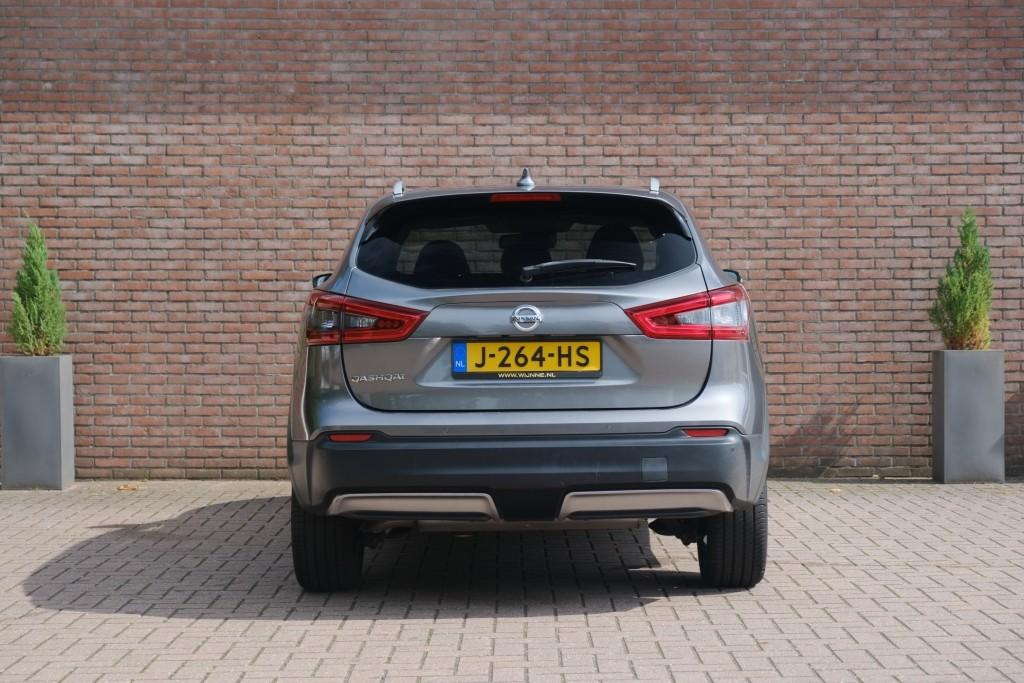 Nissan QASHQAI Nissan Qashqai 1.3 DIG-T 140pk N-Connecta | App Connect | Cruise | Climate | Panoramadak | Navi | Keyless | Camera | PDC