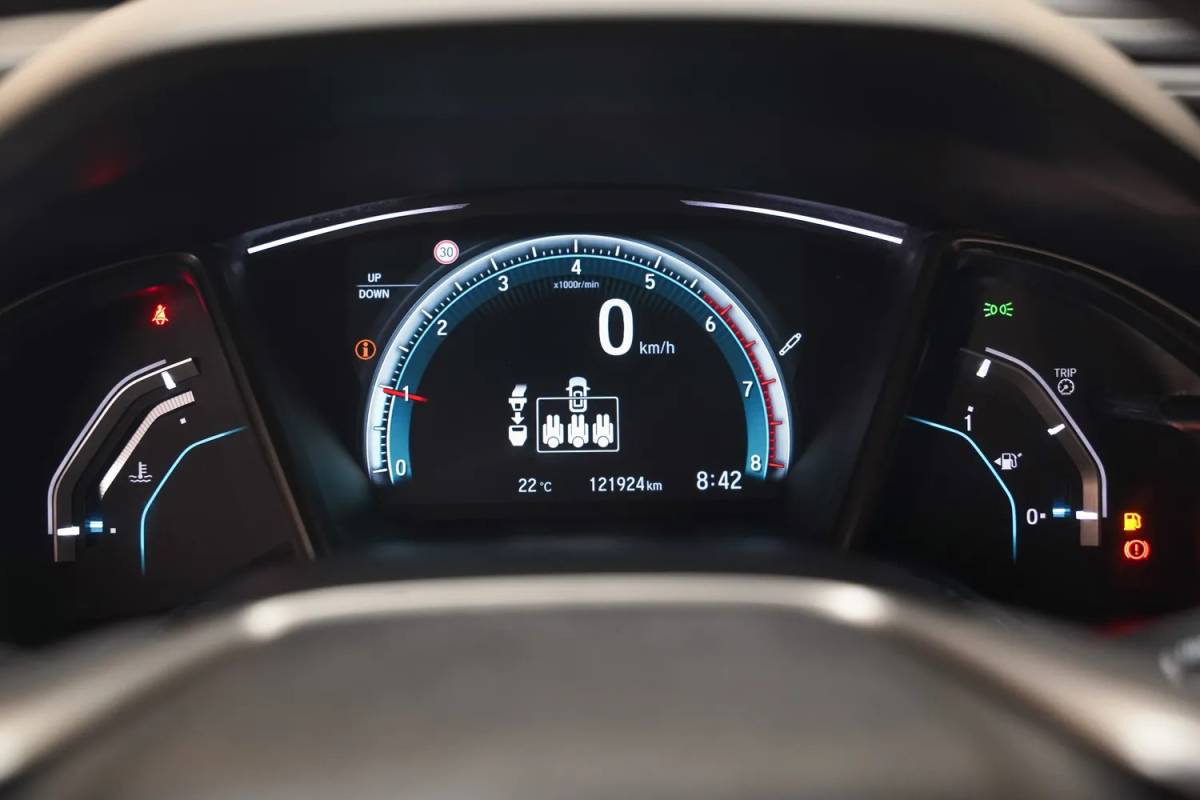 Honda Civic Honda Civic 1.0 i-VTEC Executive [ Adapt. cruise Clima Navi Apple/Android ]
