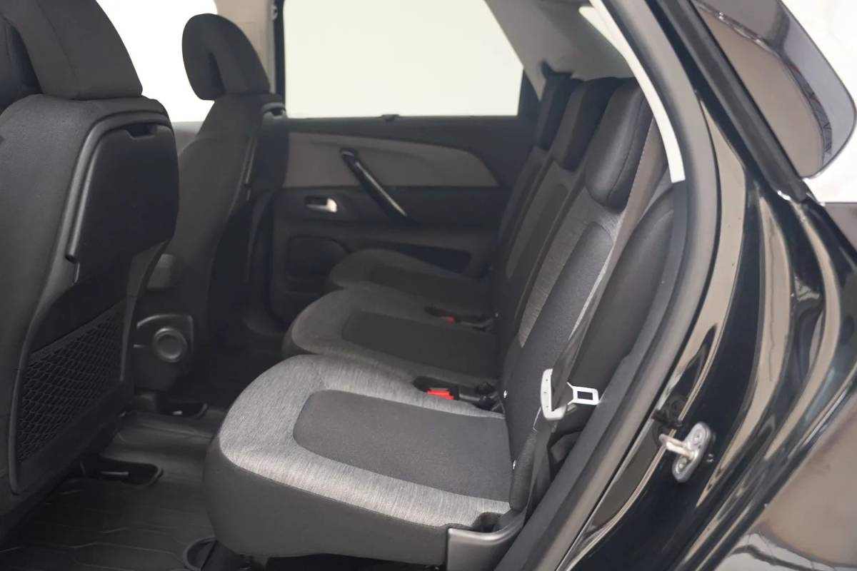 Citroën C4 Picasso Citroen C4 Picasso 1.2 PureTech Feel [ Distributie vervangen! ] [ Navi Apple/Android Clima ]