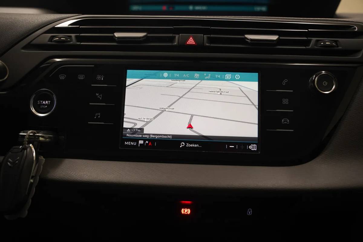 Citroën C4 Picasso Citroen C4 Picasso 1.2 PureTech Feel [ Distributie vervangen! ] [ Navi Apple/Android Clima ]