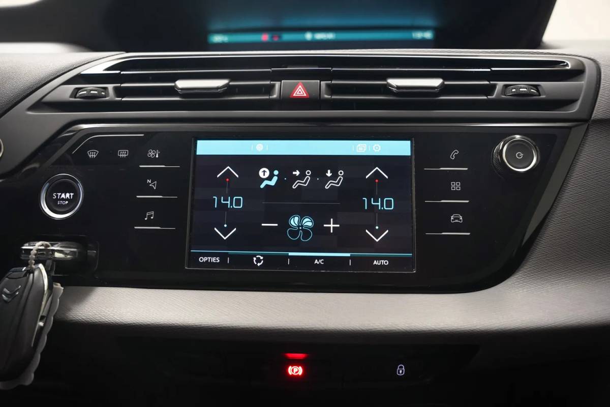 Citroën C4 Picasso Citroen C4 Picasso 1.2 PureTech Feel [ Distributie vervangen! ] [ Navi Apple/Android Clima ]
