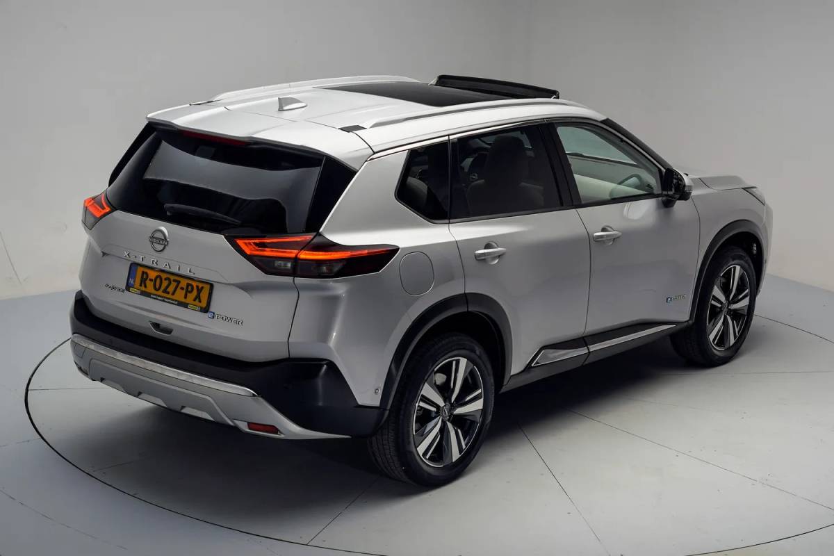 Nissan X-Trail Nissan X-trail 1,5 e-4orce Tekna 4WD Aut. [ Navi Apple/Android Adapt. cruise Panoramadak ]