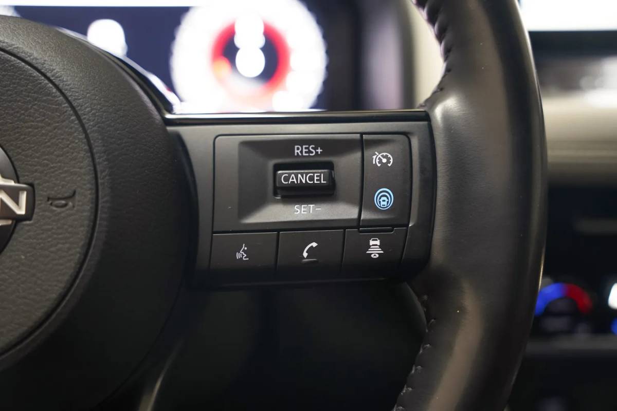 Nissan X-Trail Nissan X-trail 1,5 e-4orce Tekna 4WD Aut. [ Navi Apple/Android Adapt. cruise Panoramadak ]