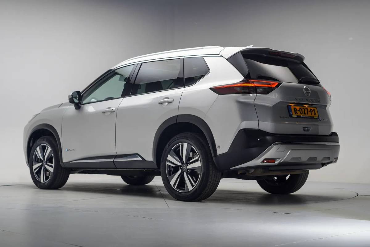 Nissan X-Trail Nissan X-trail 1,5 e-4orce Tekna 4WD Aut. [ Navi Apple/Android Adapt. cruise Panoramadak ]
