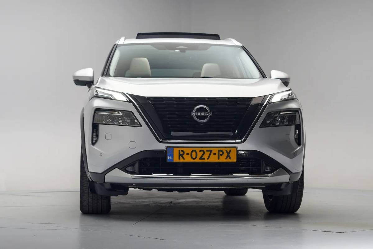 Nissan X-Trail Nissan X-trail 1,5 e-4orce Tekna 4WD Aut. [ Navi Apple/Android Adapt. cruise Panoramadak ]