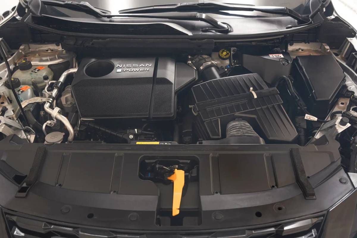 Nissan X-Trail Nissan X-trail 1,5 e-4orce Tekna 4WD Aut. [ Navi Apple/Android Adapt. cruise Panoramadak ]