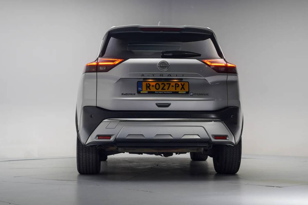 Nissan X-Trail Nissan X-trail 1,5 e-4orce Tekna 4WD Aut. [ Navi Apple/Android Adapt. cruise Panoramadak ]