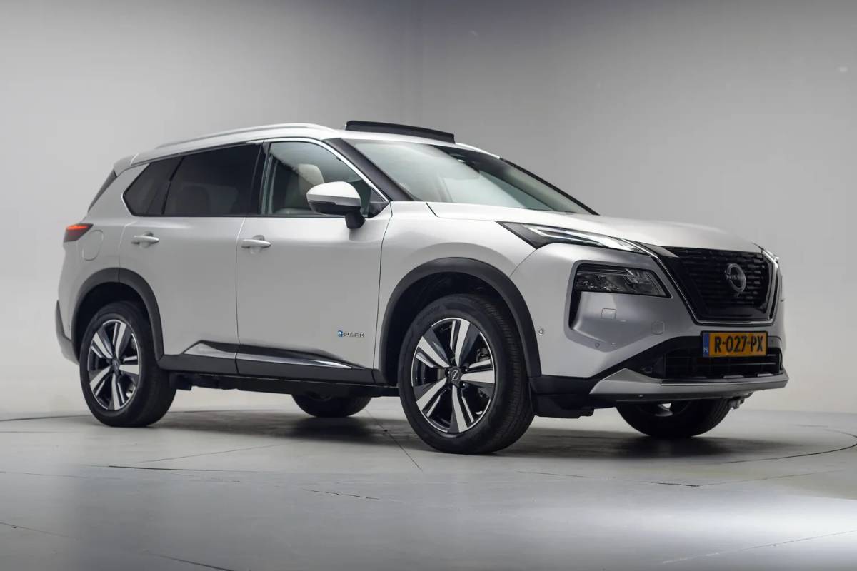 Nissan X-Trail Nissan X-trail 1,5 e-4orce Tekna 4WD Aut. [ Navi Apple/Android Adapt. cruise Panoramadak ]