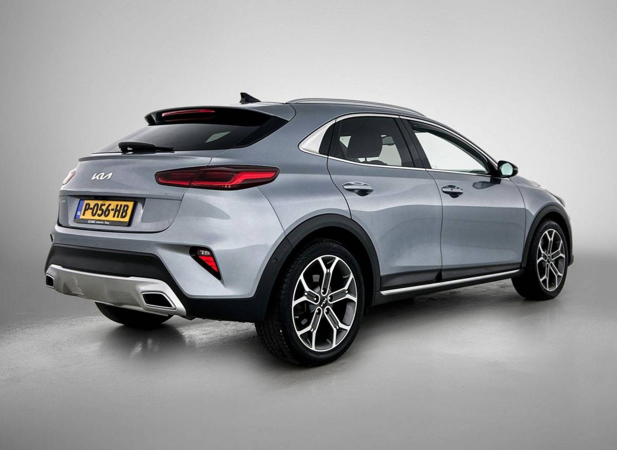Kia XCeed Kia XCeed 1.6 GDi PHEV ExecutiveLine PANO | LEER | CAMERA | AD-CRUISE