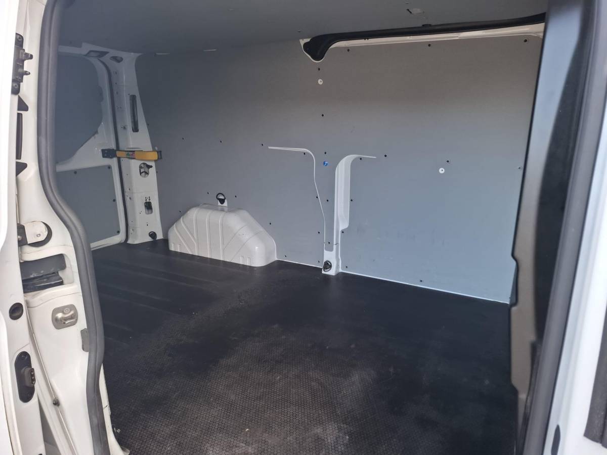 Ford Transit Custom Ford Transit Custom 300 2.0 TDCI L2H1 Trend AUTOMAAT / CRUISE CONTROLE / AIRCO / 3 ZITS