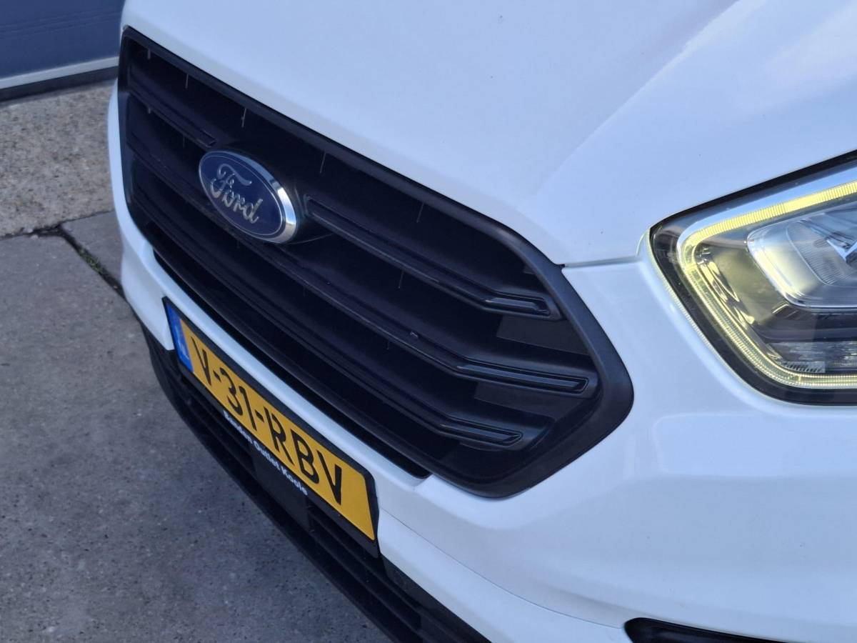 Ford Transit Custom Ford Transit Custom 300 2.0 TDCI L2H1 Trend AUTOMAAT / CRUISE CONTROLE / AIRCO / 3 ZITS