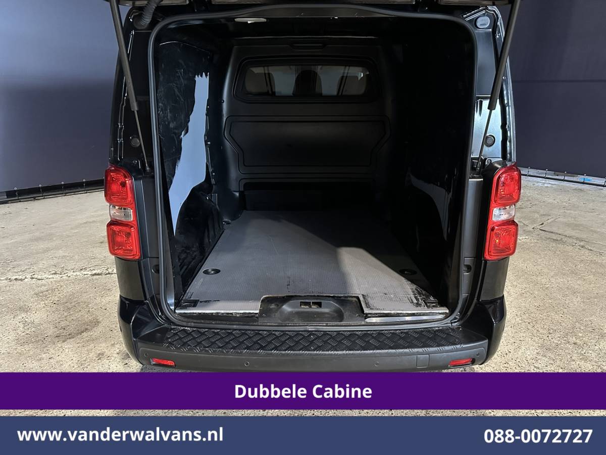 Peugeot Expert Peugeot Expert 2.0 BlueHDI 177pk Automaat L3H1 Dubbele Cabine Sport Euro6 Airco | 5-Zits | Camera | Navigatie | Apple Carplay | Xenon | 2x Zijdeur Cruisecontrol, Android Auto, LM Velgen, Dakrails, Sidebars, Spoiler, Elektrische Stoelbediening, Bumperkit, leder, Parkeersensoren, Achterklep