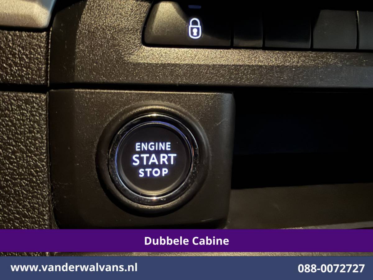 Peugeot Expert Peugeot Expert 2.0 BlueHDI 177pk Automaat L3H1 Dubbele Cabine Sport Euro6 Airco | 5-Zits | Camera | Navigatie | Apple Carplay | Xenon | 2x Zijdeur Cruisecontrol, Android Auto, LM Velgen, Dakrails, Sidebars, Spoiler, Elektrische Stoelbediening, Bumperkit, leder, Parkeersensoren, Achterklep
