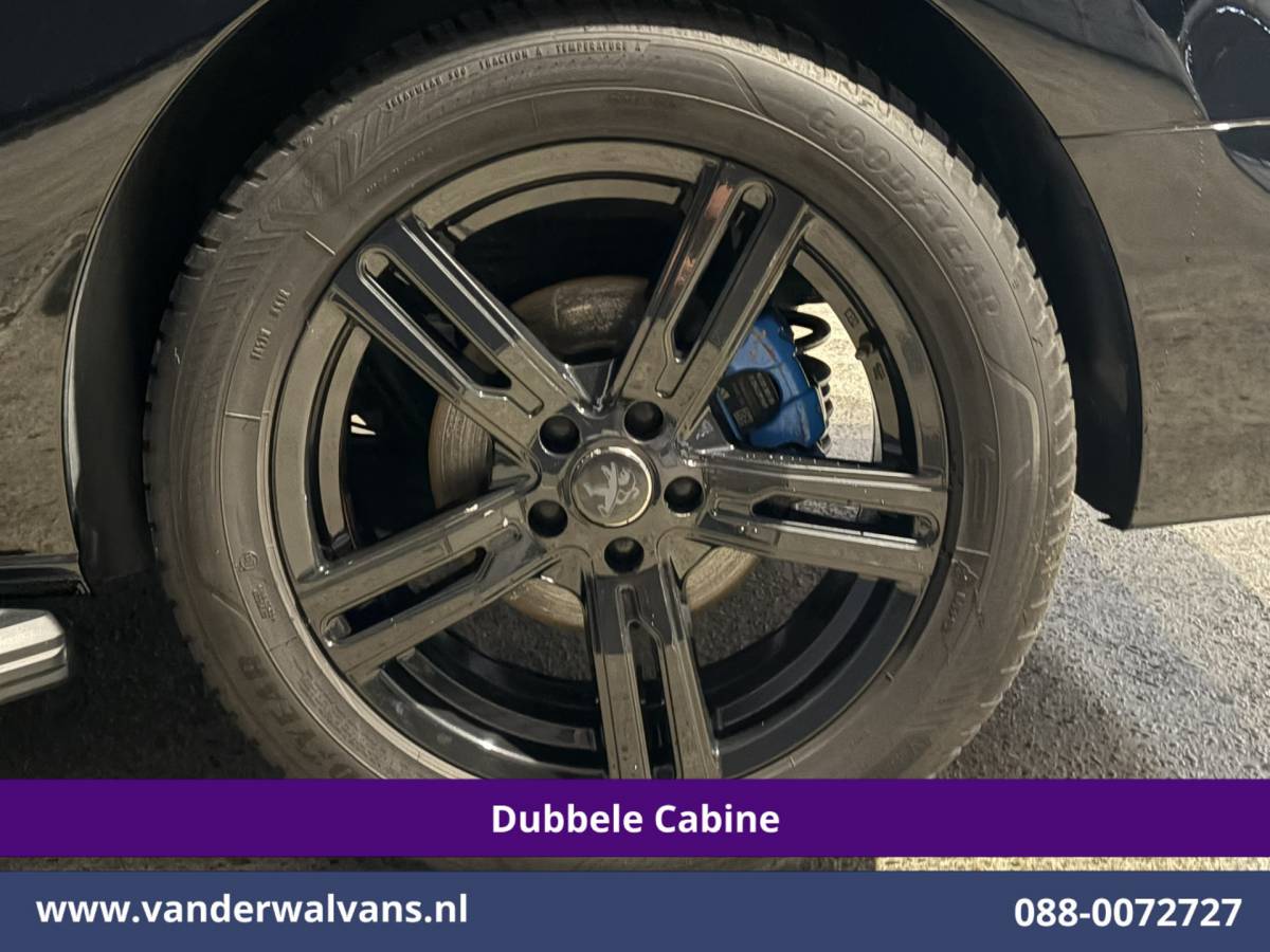 Peugeot Expert Peugeot Expert 2.0 BlueHDI 177pk Automaat L3H1 Dubbele Cabine Sport Euro6 Airco | 5-Zits | Camera | Navigatie | Apple Carplay | Xenon | 2x Zijdeur Cruisecontrol, Android Auto, LM Velgen, Dakrails, Sidebars, Spoiler, Elektrische Stoelbediening, Bumperkit, leder, Parkeersensoren, Achterklep